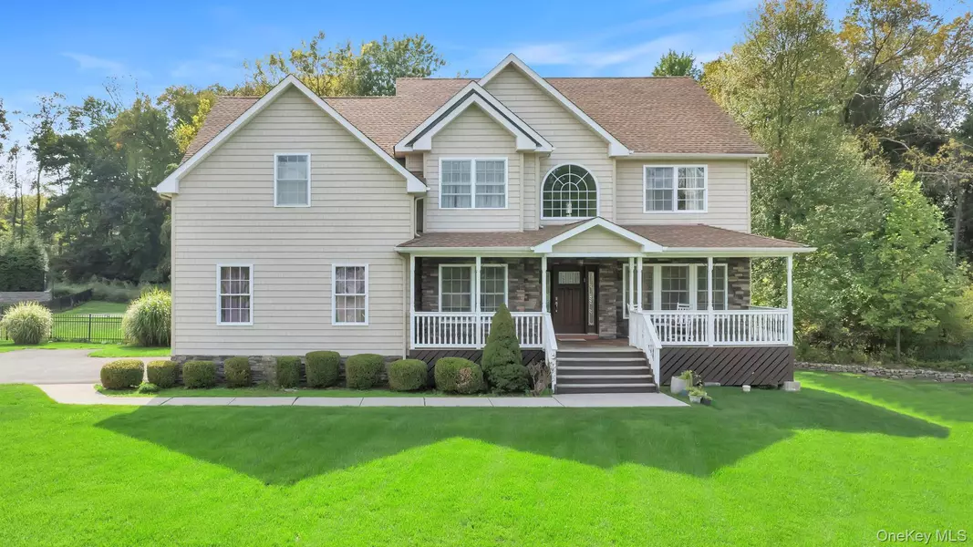 11 Fant Farm LN, Suffern, NY 10901