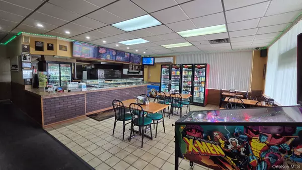 Poughkeepsie, NY 12603,47 VASSAR RD