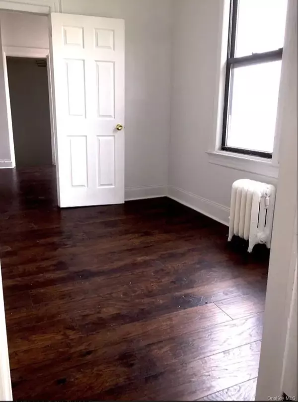 Brooklyn, NY 11236,1339 E 91st ST #Front