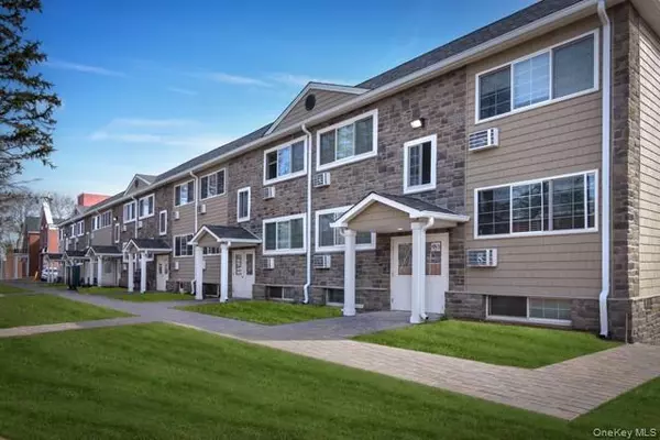146 Covert AVE #H2, Stewart Manor, NY 11530