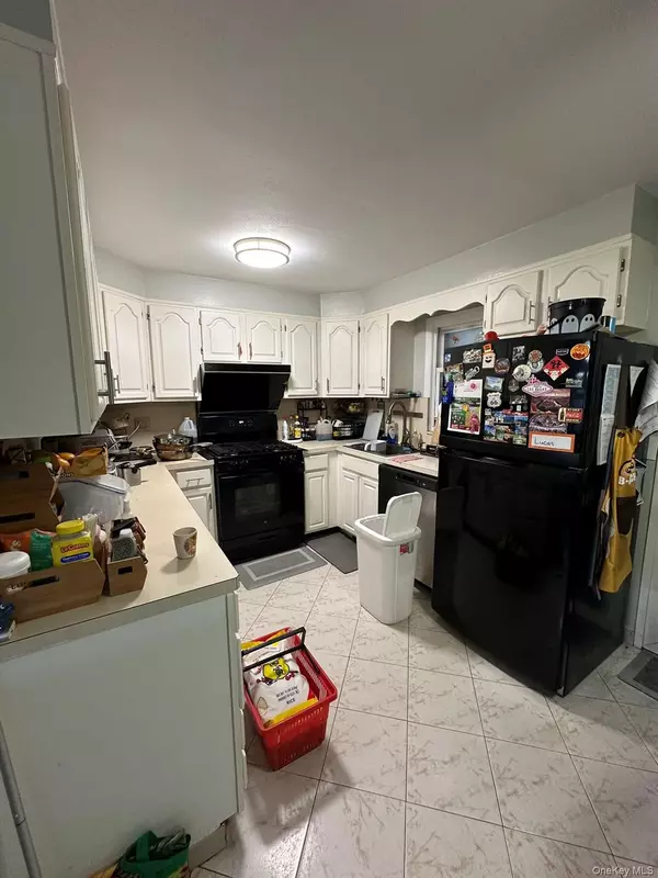 Plainview, NY 11803,69 Virginia AVE