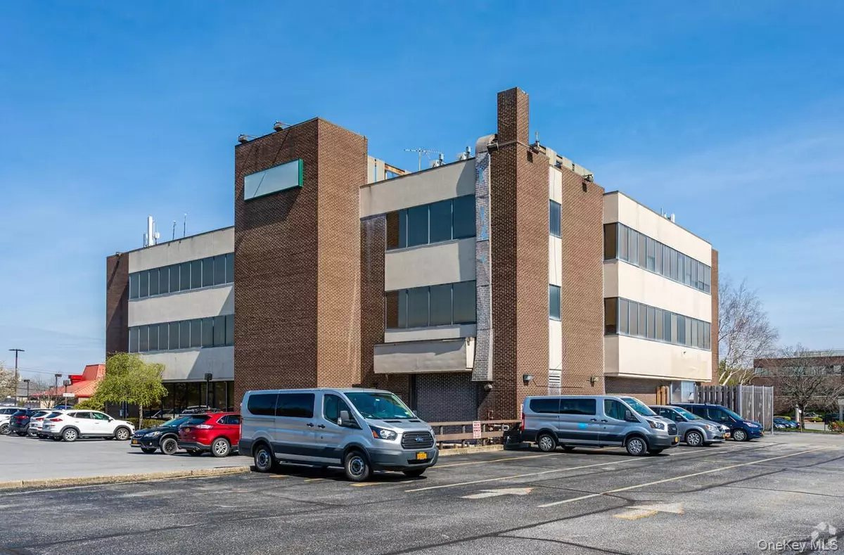 Goshen, NY 10924,15 Matthews ST