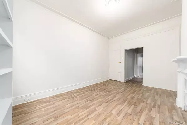 Brooklyn, NY 11222,64 Dupont ST