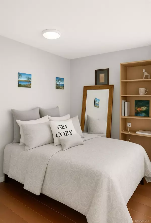 Cambria Heights, NY 11411,217-24 121 AVE