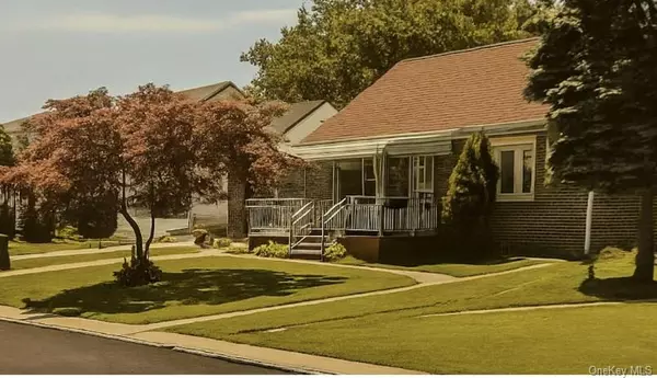 217-24 121 AVE, Cambria Heights, NY 11411