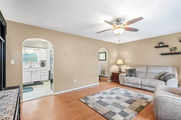 Central Islip, NY 11722,42 Fig ST