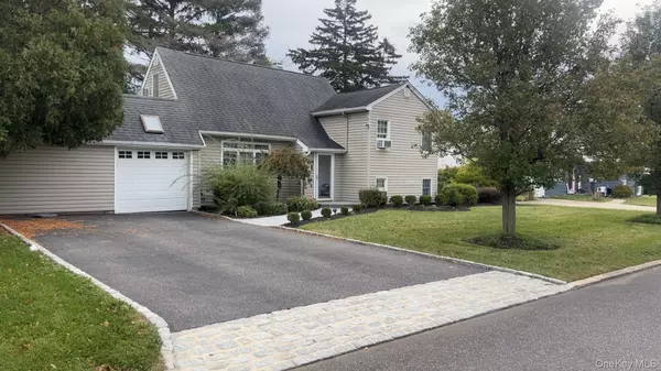 Bay Shore, NY 11706,1465 Lincoln BLVD