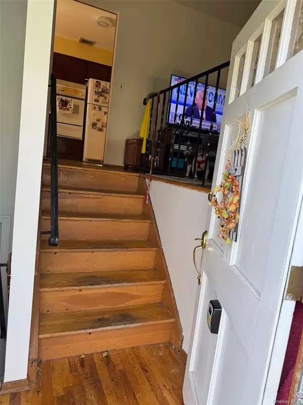 West Hempstead, NY 11552,218 Colony Colony ST