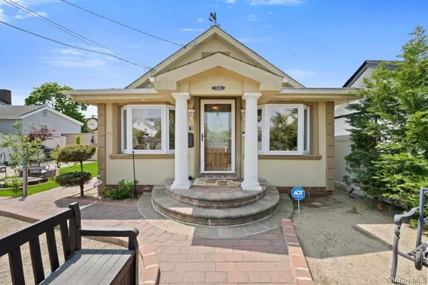 115 Bayswater BLVD, Inwood, NY 11096