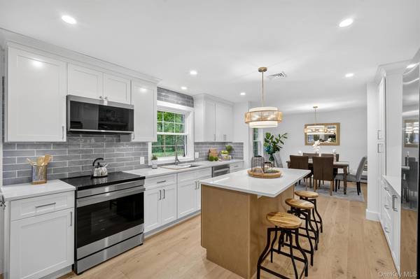 Pleasant Valley, NY 12569,41 Meddaugh RD