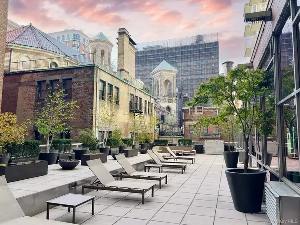 New York (manhattan), NY 10024,2373 Broadway #1128