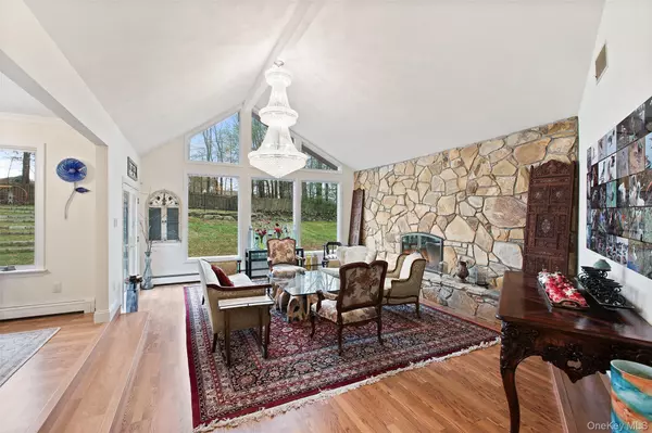Mahopac, NY 10541,22 Franklin DR