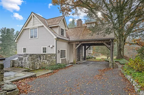 Bedford, NY 10576,440 Long Ridge RD