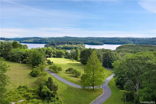 Katonah, NY 10536,578 Cross River RD