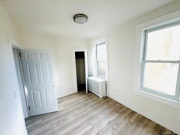 Mount Vernon, NY 10552,438 Locust ST #2