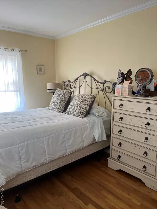 Bronx, NY 10465,3224 Lafayette AVE