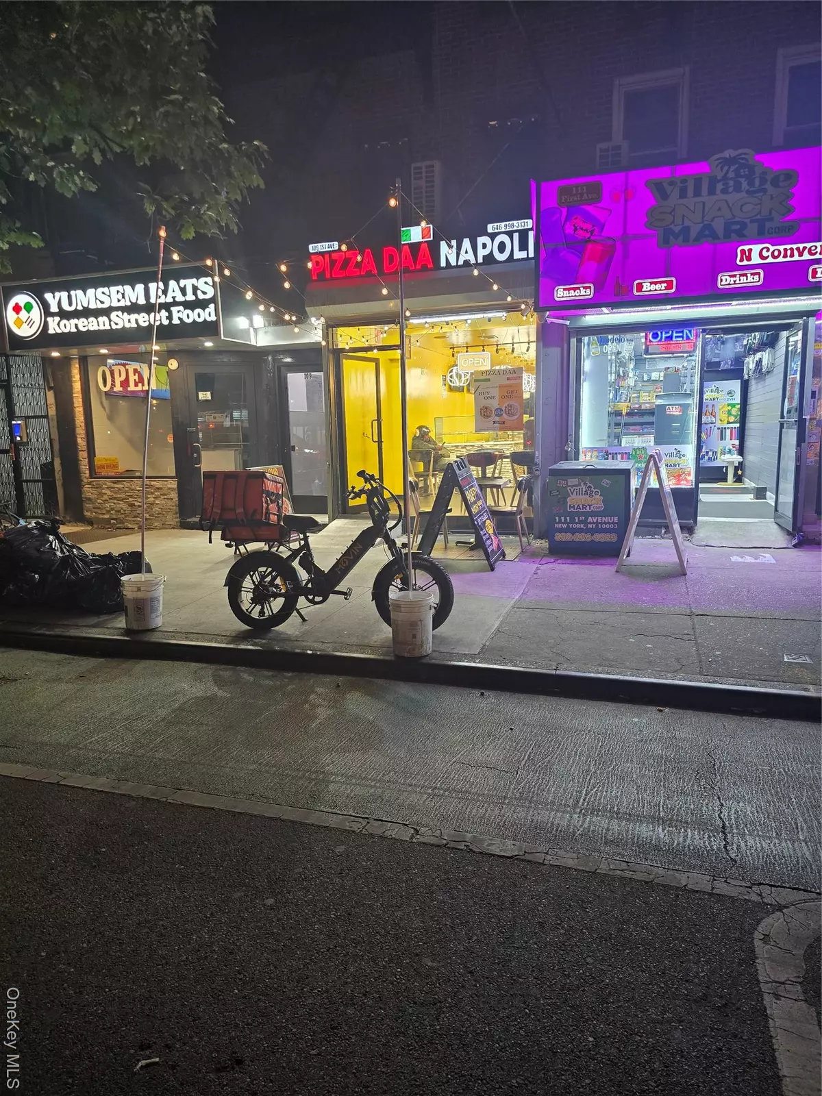 New York (manhattan), NY 10003,109 1st AVE