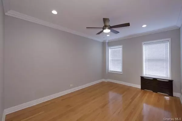 Garden City, NY 11530,365 Stewart AVE #A14