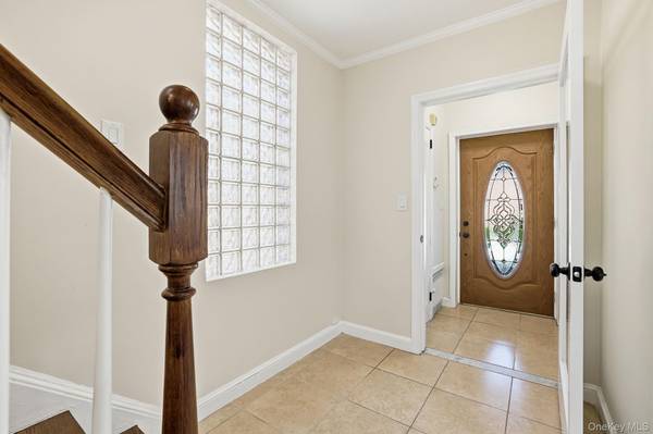 Bronx, NY 10461,2015 Tenbroeck AVE