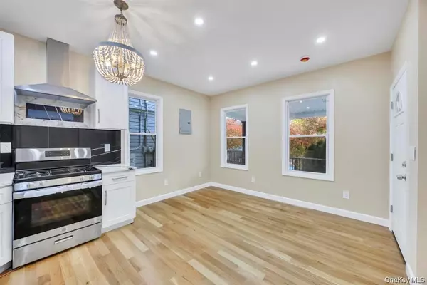 Richmond Hill S., NY 11419,10535 135th ST