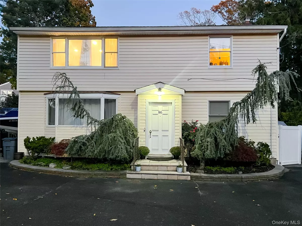 East Northport, NY 11731,86 Catherine ST