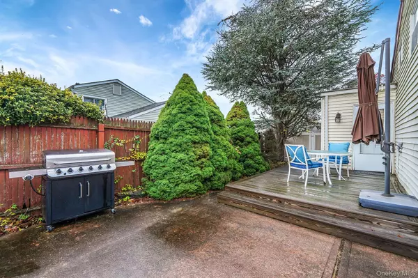 Deer Park, NY 11729,325 W 16th ST