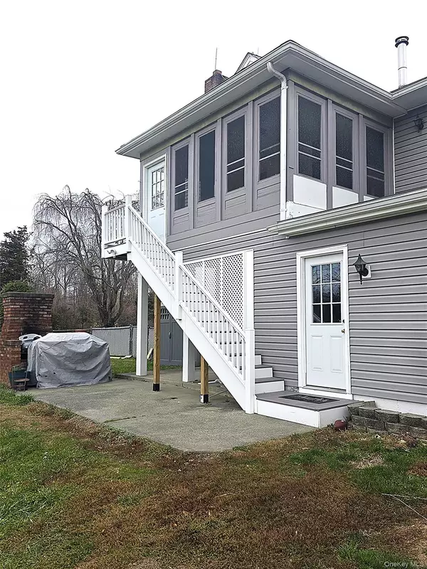 Poughkeepsie, NY 12603,15 Milano DR