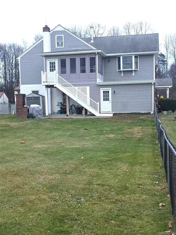 Poughkeepsie, NY 12603,15 Milano DR