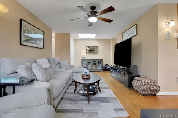 Carmel, NY 10512,507 Drew LN #507