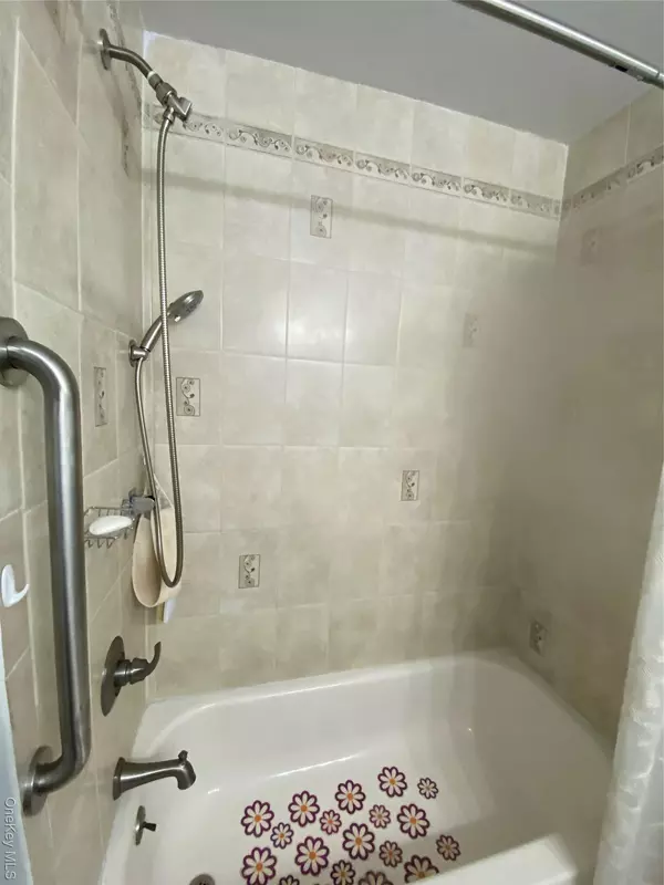 Fishkill, NY 12524,66 Riverview DR