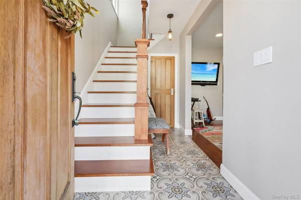 Nyack, NY 10960,275 High AVE