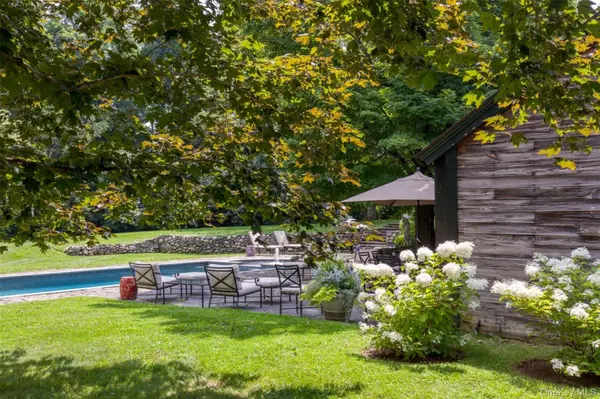 Millbrook, NY 12545,8 Old Killearn RD