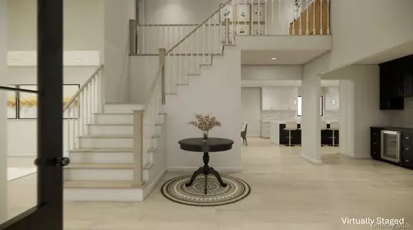 Woodbury, NY 11797,6 Clearmeadow Ct