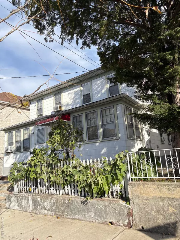 Flushing, NY 11355,5739 134th ST