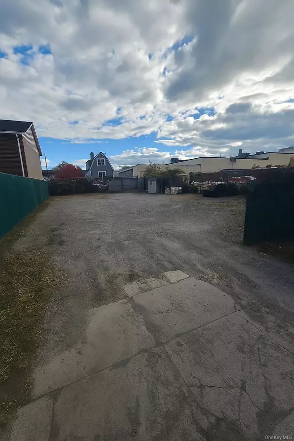 New Rochelle, NY 10801,85 Plain AVE