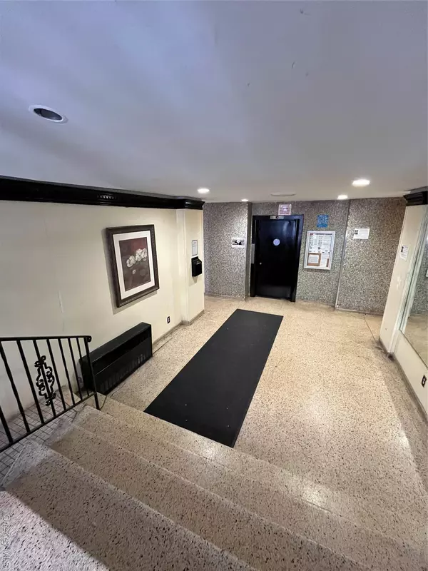 Bronx, NY 10468,2545 Sedgwick AVE #7B