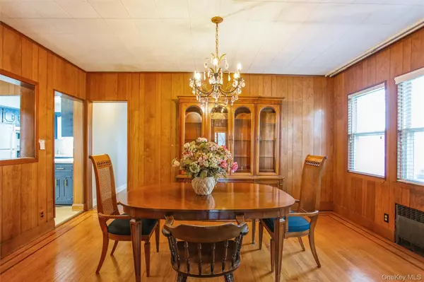 Lynbrook, NY 11563,60 Harvard AVE