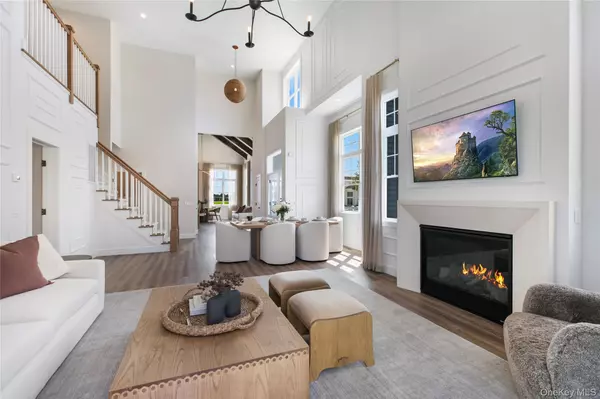 Yaphank, NY 11980,148 Celine LN #22