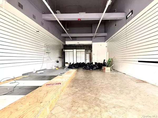 Hempstead, NY 11550,628 Fulton AVE