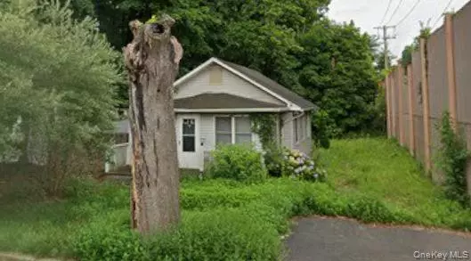 4 Garfield ST, Nesconset, NY 11767