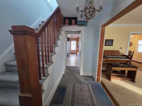 Massapequa, NY 11758,73 Chicago AVE