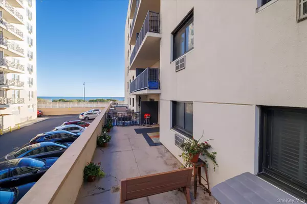 420 Shore RD #1F, Long Beach, NY 11561