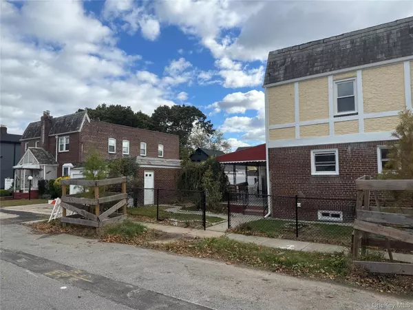 Queens Village, NY 11429,111-27 209th PL