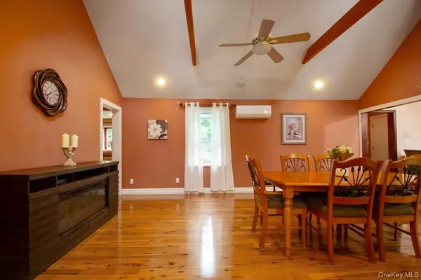 Yorktown Heights, NY 10598,177 Virginia RD