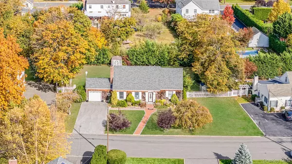 Amityville, NY 11701,50 Mole PL