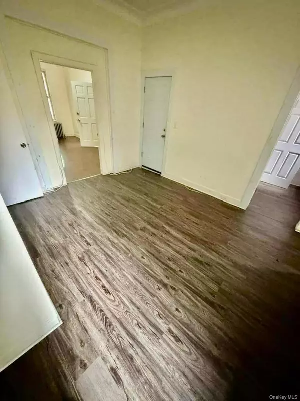 Brooklyn, NY 11208,406 Chestnut ST