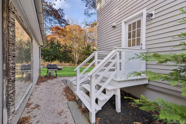 Sag Harbor, NY 11963,33 Whalers DR