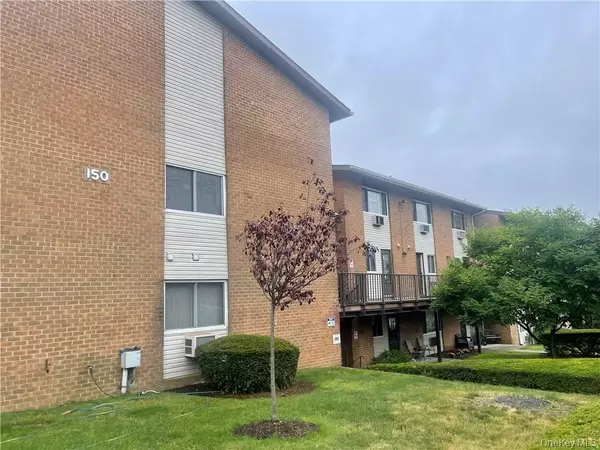 Yonkers, NY 10703,150 Glenwood AVE #H3