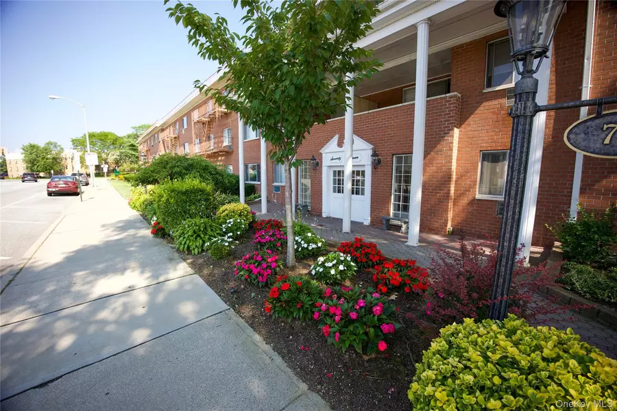 77 S Park AVE #A28, Rockville Centre, NY 11570