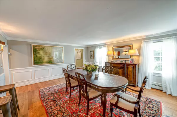 Amityville, NY 11701,178 S Bayview AVE